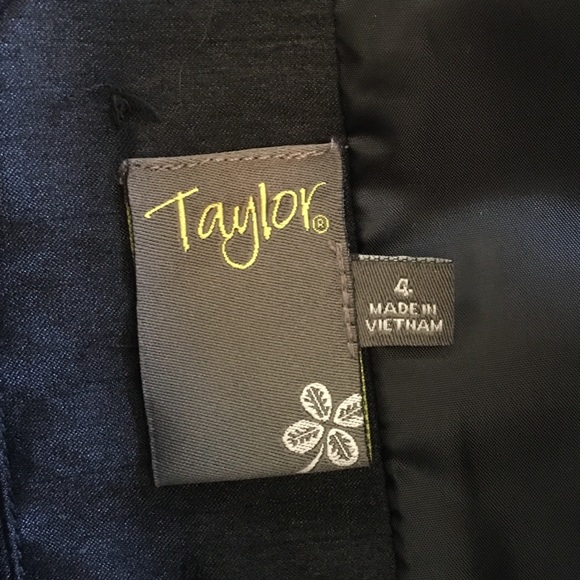 Taylor Party/Occasion Dress Fit & flair black size 4 - Picture 7 of 8